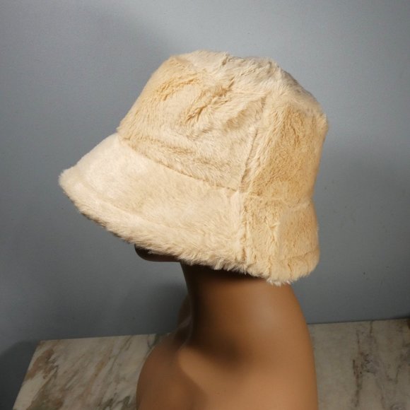 Fabulous! Fun Stylish Fashionable Faux Fur Bucket Hat Tan - Picture 5 of 9